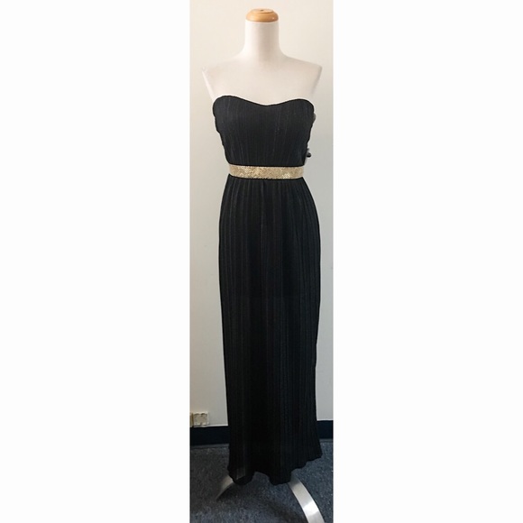 Dresses & Skirts - Stretch Strapless Dress with Gold Waist Detail